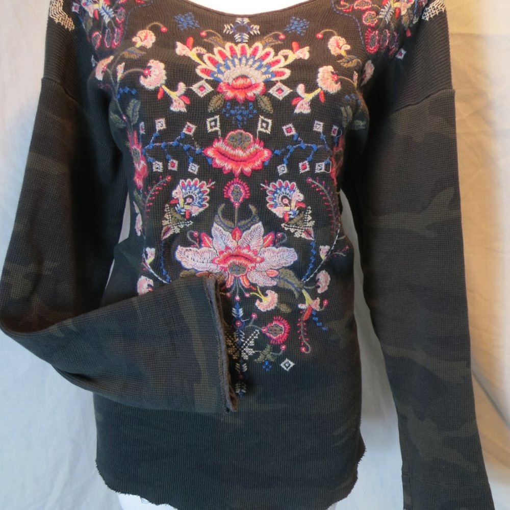 Johnny Was Thermal pull over